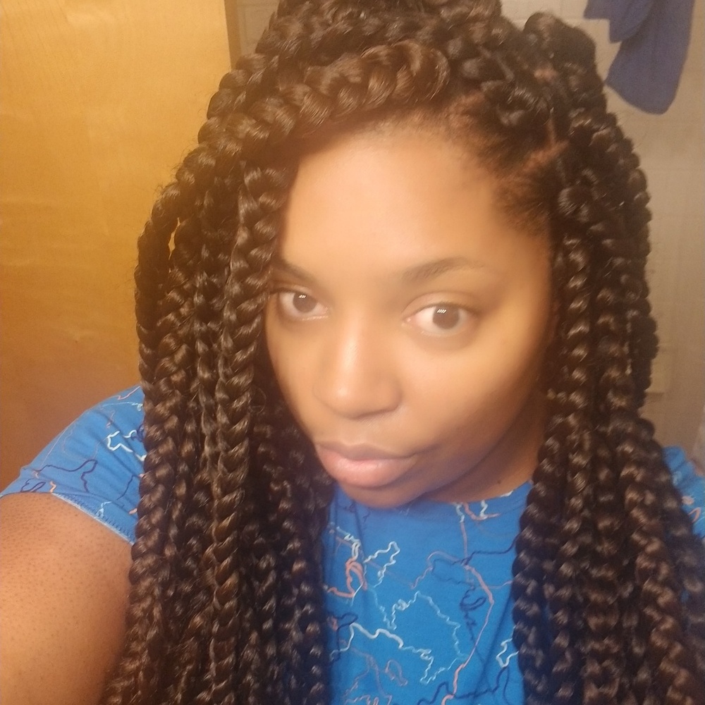Meet your Posher, Keila